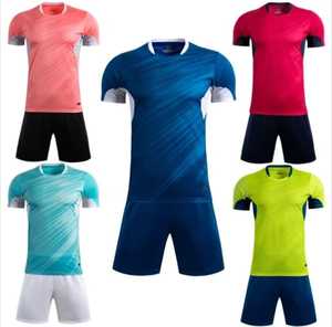 Novedad de 2025, hecho a medida uniforme de fútbol, ropa de fútbol juvenil más vendida con el mejor precio, opción al por mayor disponible, nuevo diseño - Product Image 2