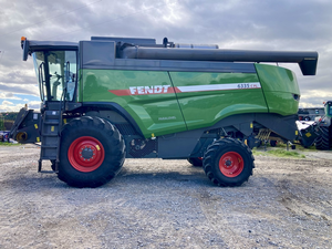 Cosechadora CLAAS para Trigo y Maíz, Verde/Negra, con Neumáticos Grandes, Auger Frontal, Alemania - Product Image 2