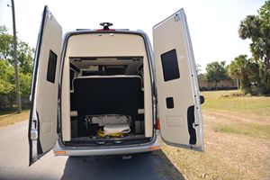 Mercedes-Benz Sprinter 3500XD American Coach Patriot d'occasion 2022 - Product Image 4