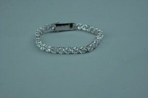 Stylish lab grown diamond moissanite pear <b>bracelet</b> customizable carat vs1 <b>gold</b> <b>rose</b> <b>gold</b> silver lightweight oem low moq b2b - Product Image 2