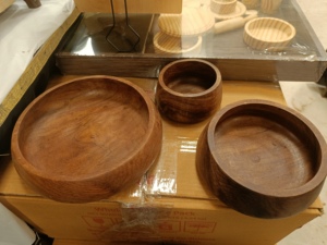 INNOFURN fait à la main poli bois artisanat forme irrégulière bouddhisme thème boîtes décoratives signes muraux pour la décoration de la maison élégante - Product Image 2