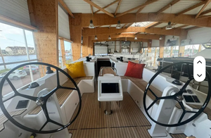 Bateau de remorquage de luxe Bavariaa C42 12m 57cv d'occasion 2024, moteur inboard SailDrive 3 pales, vente - Product Image 2