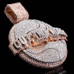 Collier pendentif en diamant moderne pour fête d'anniversaire de la mariée Collection de bijoux cadeau pour les femmes et mode luxe en gros - Product Image 4