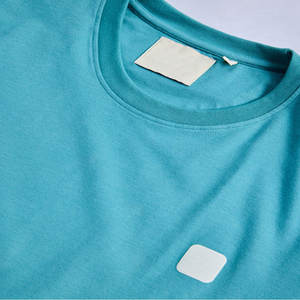 Camiseta básica de algodón peinado de manga corta con cuello redondo para hombre - Product Image 3