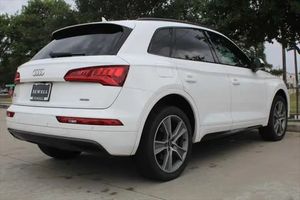 2019 Q5 Audi 45 Premium PLUS