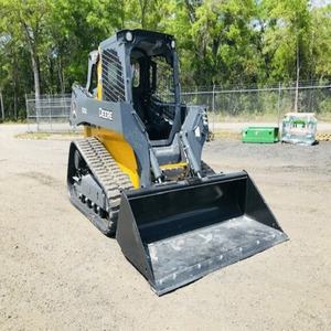 Découvrez la chargeuse compacte sur pneus Deere 325G, exceptionnellement puissante et fiable, avec moteur de pointe, en promotion à prix réduit. - Product Image 1