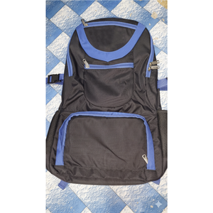 กระเป๋าบาสเก็ตบอลไนลอนสั่งทำโลโก้ขายส่ง กันน้ำ สำหรับฝึกซ้อมกีฬากลางแจ้ง ความจุ 30-40 ลิตร - Product Image 1