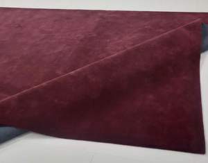 Alfombra de Lana Color Granate Sólido de Lujo |   Alfombra Gruesa Ecológica con Diseño Abstracto Tejida a Mano para Sala de Estar, Dormitorio y Uso en Hoteles - Product Image 4