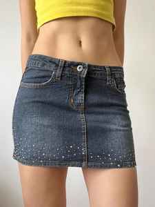 Pantalones cortos vaqueros de talla S vintage Pantalones vaqueros para otras manualidades Pantalones cortos - Product Image 4