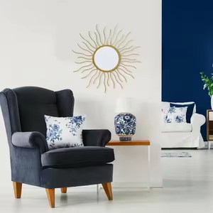 Miroir mural personnalisé élégant et élégant en métal avec cadre au design moderne pour la décoration de la maison antique - Product Image 1