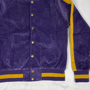 Chaqueta Bomber de Lana Color Morado Omega, Venta al por Mayor OEM, Ropa Urbana Griega, Cierre de Cremallera, Bolsillos, Forro de Satén, Logotipo Aplicado, Primavera - Product Image 6