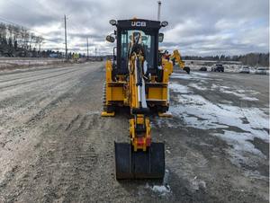 Chargeuse-pelleteuse compacte sur chenilles JCB 1CXT |   Mini-chargeuse sur chenilles à vendre – Matériel lourd - Product Image 3