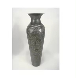 Maceta de Metal para Decoración de Hotel y Resort, Maceta con Diseño de Metal, Nuevo Aspecto, Venta Al por Mayor, Precio Bajo y Barato, Novedad - Product Image 1