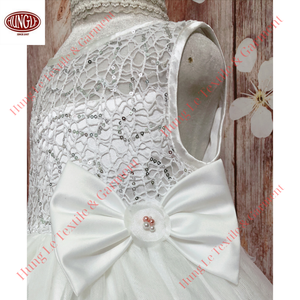 Robe de princesse à lacets de haute qualité pour les jours spéciaux avec de grands nœuds au poignet font briller les filles - Product Image 2