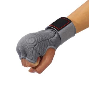 Gants intérieurs de boxe personnalisés imprimés, bandages de boxe avec rembourrage en gel, gants intérieurs en gel confortables de haute qualité, bandages pour les mains - Product Image 4