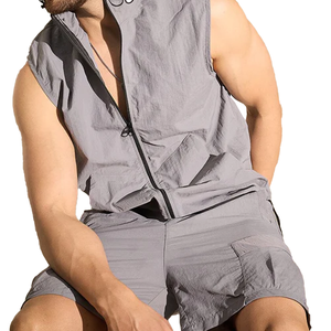 Conjunto de Chaleco Cortavientos Informal con Capucha y Cremallera, Impresionante Chaleco Cortavientos Ligero para Hombre, Fabricante en Pakistán - Product Image 4