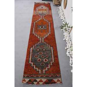 Alfombra Kilim Vintage de 23x103 pies, decoración de lana gris roja, patrón de retazos, respaldo de látex, rectángulo de yute, diseño acogedor cálido para pasillo - Product Image 1