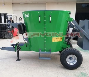 Nuevo 3m3 Tractor mezclador de alimentación arrastrado PTO accionado con cargador trasero de puerta de descarga hidráulica - Product Image 2