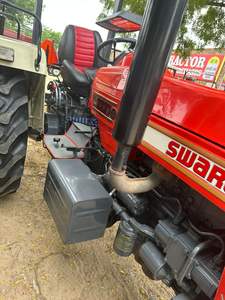 2020 Swaraj 855 FE Tracteur à roues 4WD 75hp-120hp Puissance nominale utilisée avec les composants du noyau du moteur à engrenages Type 90hp - Product Image 3