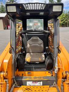 Horas de Uso Originales de 770 para Cargadora Compacta 60XT de 2005, Cucharón para Cargadora de Ruedas, Horquillas, Motor, Bomba de Retroexcavadora Confiable, Caja de Cambios - Product Image 3