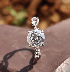 Bagues de bijoux de mode pour mariage nuptiale fabriquées en or massif 10kt et diamants ronds de laboratoire taillés en brillant - Product Image 3