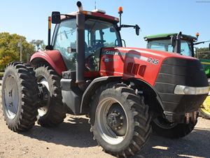 Tractores Case IH Serie Magnum en Venta, Como Nuevos, Pocas Horas de Uso, Cabina Espaciosa, Motor, Bomba, Caja de Cambios, Listos para Trabajar - Product Image 3
