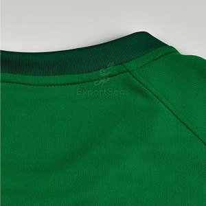 Conjunto de uniforme de camiseta de fútbol personalizado, tela de alta calidad, transpirable y ligera, adecuado para entrenamiento de equipos - Product Image 4