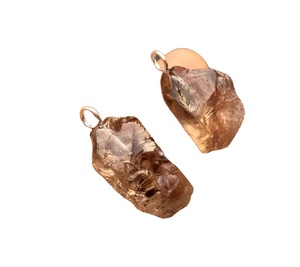 Colgante de Plata de Ley 92.5 de Alta Calidad con Cuarzo Ahumado Natural Hecho a Mano, Gema en Bruto Sin Tratar, Diseño Cristiano - Product Image 1
