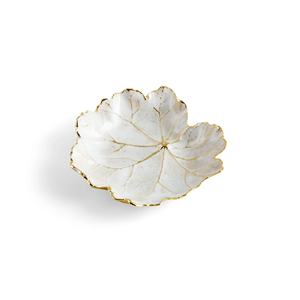 Plat Magnolia en marbre blanc avec feuilles d'hiver dorées Plateau décoratif élégant pour bijoux, bagues et cadeaux - Product Image 6
