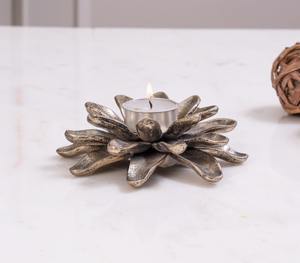 เชิงเทียนลายดอกไม้สไตล์วินเทจที่ทันสมัยช่วยเพิ่มบรรยากาศสบายๆแบบชนบทและหรูหราในทุกห้อง - Product Image 5