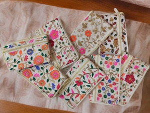 Broderie sac à main femmes pochette sac à main en vrac faveurs de mariage en gros retour cadeau fête événement Festival Mehndi henné Sangeet - Product Image 5