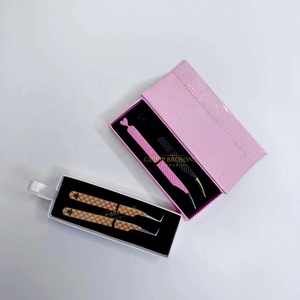 แหนบต่อขนตาคุณภาพสูง GETUP BROSONS IMPEX สแตนเลสสตีล 10 มม. ป้องกันไฟฟ้าสถิตย์ สีดำ/ชมพู ปลายทองเรียบเนียน - Product Image 2