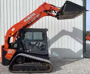 Original bastante usado Kubota SVL 65-2 Minicargador usado buen estado para la venta - Product Image 3
