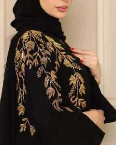 Vente en Gros Abaya Personnalisée Turquie Vêtement Islamique Luxe Élégante Abaya Petite Femme Musulmane Robe Dubaï Manches Volants Abaya Satin - Product Image 3