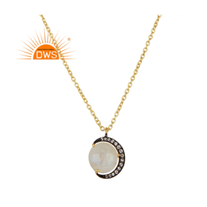 Collar con colgante de piedras preciosas de Luna arcoíris y circonita cúbica chapada en oro de 18 quilates de plata de ley superventas, joyería fina Demi - Product Image 1