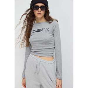 Camiseta de Algodón Ajustada con Estampado para Mujer, Estilo Casual Urbano, Cuello con Lazo, Corta, Transpirable, Tallas XS, S, XL, XXS Disponibles - Product Image 1