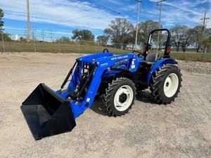 2024 pour tracteur de marche New Holland Workmaster 50 4WD avec composants de base moteur et boîte de vitesses - Product Image 2