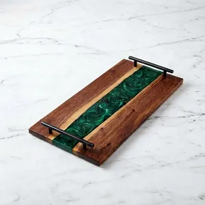 Plateau décoratif moderne en bois d'acacia avec incrustation de résine verte, design rectangulaire avec poignée, motif abstrait, art en bois artisanal - Product Image 1