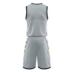 Uniforme de baloncesto para hombre de la mejor calidad, conjunto transpirable de poliéster 100% fabricado en Pakistán - Product Image 2