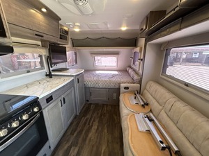 Lance 2021 1475 Camper Trailer ready for sale - Product Image 5
