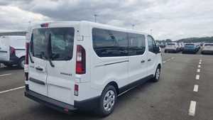 2024 Renaullt Trafic Passenger LWB L2H2 2.0L DCi 170 Turbo diesel 6 vitesses MT 9 places d'occasion - Product Image 2