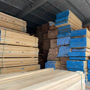 Bois de frêne blanc européen de qualité supérieure provenant d'Allemagne, avec une qualité constante, une grainure droite et une couleur de bois de cœur brun clair - Product Image 3