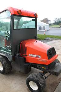Tondeuse rotative et tracteur à gazon Kubota F3680 pour l'aquaculture, fabriqué aux États-Unis, disponible à l'achat - Product Image 3
