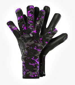 Guantes de Portero con Corte Negativo, Diseño Digital Verde Bosque, Palma de Látex Negro de Contacto y Zona de Golpeo con Goma Inyectada 3D - Product Image 3