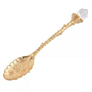 Top Qualité Luxueux Style En Acier Inoxydable Argent Poli Avec Poignée En Or Couverts Personnaliser Logo Ensemble De Vaisselle En Métal - Product Image 3