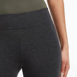 Nueva llegada Leggings con logotipo personalizado para mujeres 2023 Precio bajo Poliéster Spandex Leggings de gimnasio para mujeres de alta calidad - Product Image 2