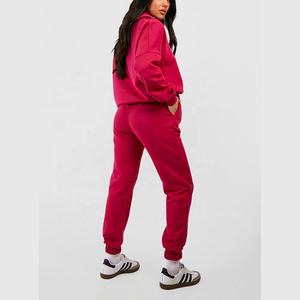 Vente en gros de pantalons de survêtement ras du cou pour hommes avec logo personnalisé Collection printemps Survêtements deux pièces unis tricotés pour femmes - Product Image 2