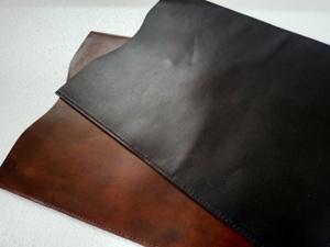 Produit de revente et de promotion de manches en cuir de buffle noir et marron sur mesure fabriqué à partir de PP - Product Image 3