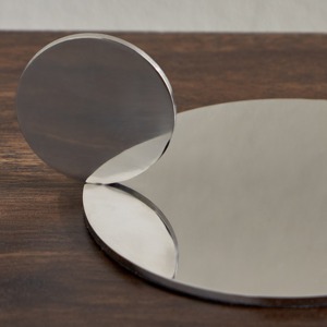 Nouveau Porte-Bougie Rond en Argent Moderne Décoration de Table Accent Élégant Pièce Maîtresse pour Salon Chambre et Salle à Manger - Product Image 3