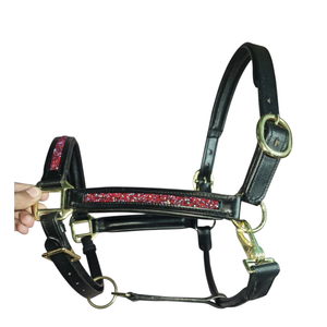 Harnais de cheval en cuir de luxe de haute qualité, avec nezier rembourré en cristal rouge, logo personnalisé réglable, confortable, tailles Cob/Full - Product Image 1
